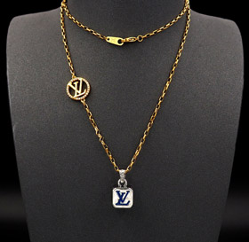 Louis Vuitton LV carta colgante apilado dado collar-3574