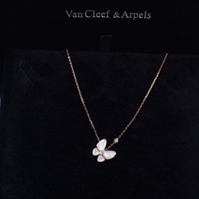 Van Cleef & Arpels oro y blanco Madre de Perla collar de mariposa-3694