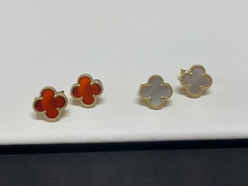 Van Cleef & Arpels Pendientes de trébol rojo y blanco de cuatro hojas-3700