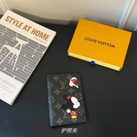 Louis Vuitton LV cartas animadas pasaporte titular-3842