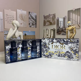 Dior Wilderness perfume muestra de tres piezas flor caja-3457