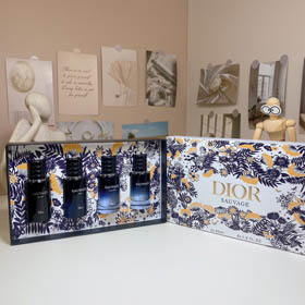 Dior Wilderness Eau de Parfum Muestra Set-3458 de 4 piezas