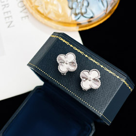 Van Cleef & Arpels pendientes de trébol de cuatro hojas-4046